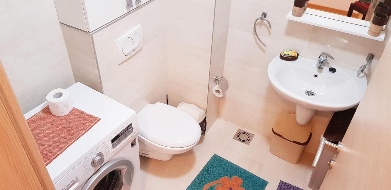 Pjerotic Apartment Budva Ngoại thất bức ảnh