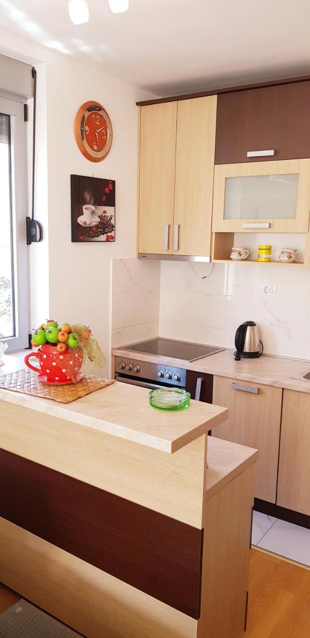 Pjerotic Apartment Budva Ngoại thất bức ảnh
